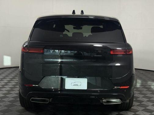 2026 Land Rover Range Rover Sport 5.0L Supercharged Dynamic