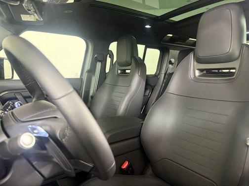 2026 Land Rover Defender 