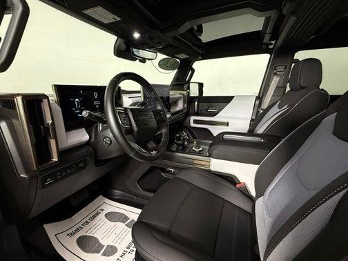 Black 2024 GMC HUMMER EV SUV 3X