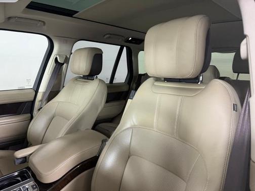 2020 Land Rover Range Rover P525 HSE
