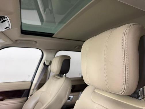 2020 Land Rover Range Rover P525 HSE