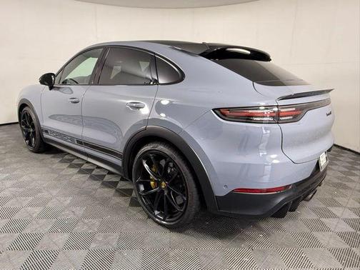 2022 Porsche Cayenne Turbo GT