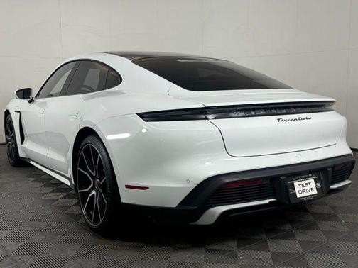 2021 Porsche Taycan Turbo