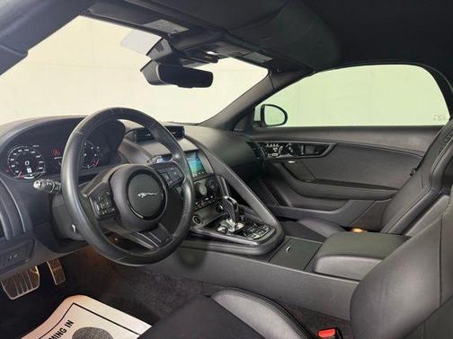2023 Jaguar F-TYPE P450