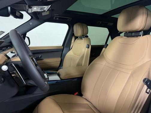 2026 Land Rover Range Rover Sport SE