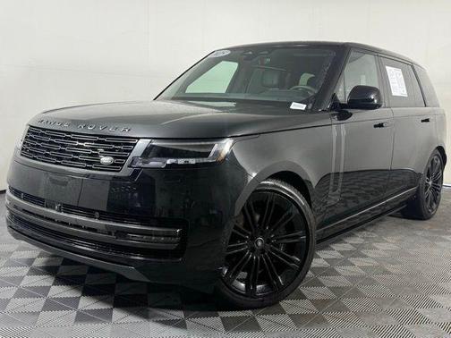 2025 Land Rover Range Rover P530 SE 7 Seat