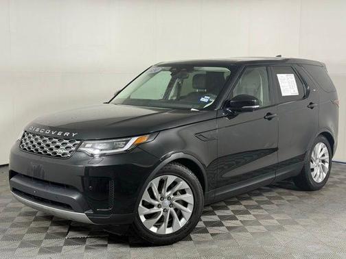 2024 Land Rover Discovery P300 S