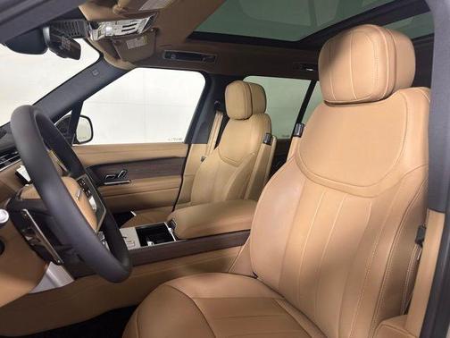 2025 Land Rover Range Rover P530 SE
