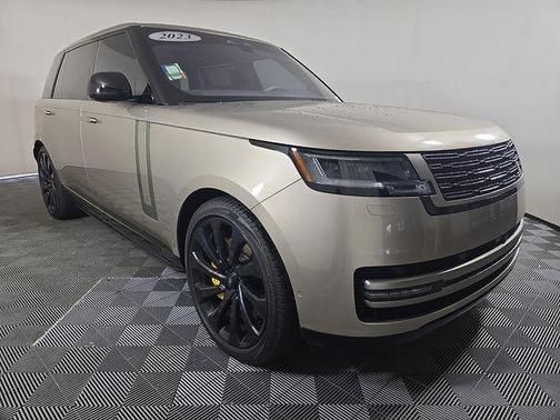Batumi Gold 2023 Land Rover Range Rover P530 SE