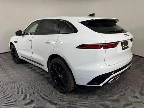 2026 Jaguar F-PACE P400 R-Dynamic S