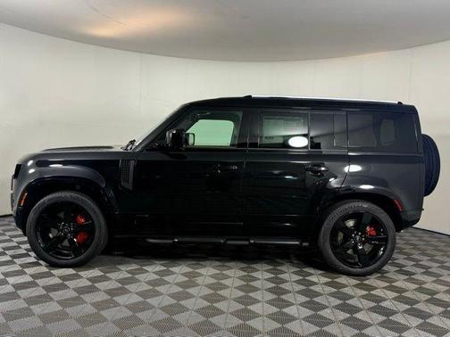 2025 Land Rover Defender P400 X