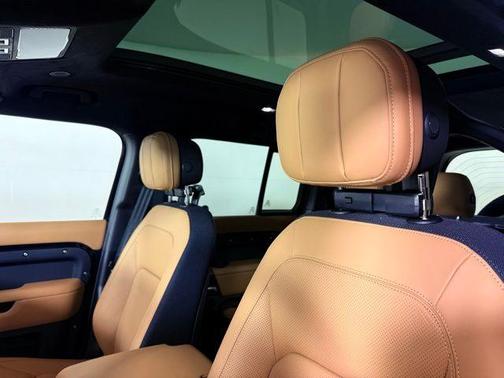 2025 Land Rover Defender P400 X