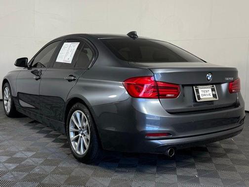 2017 BMW 320 i