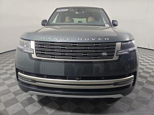 Belgravia Green 2025 Land Rover Range Rover P400 SE 7 Seat