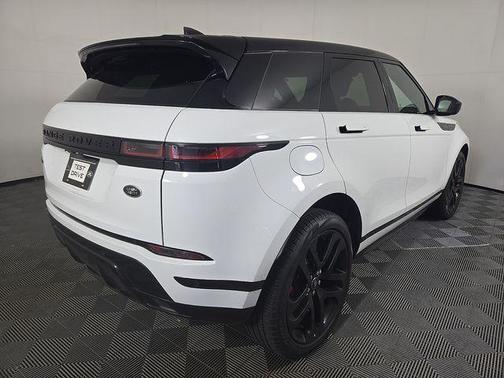 Fuji White 2023 Land Rover Range Rover Evoque R-Dynamic SE