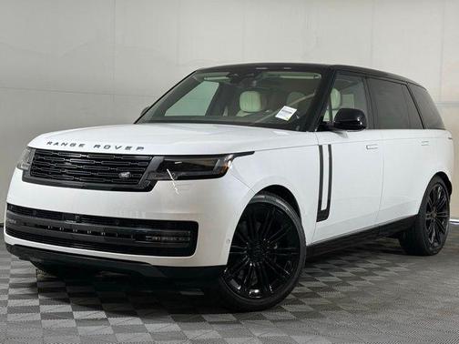 2026 Land Rover Range Rover P530 SE 7 Seat
