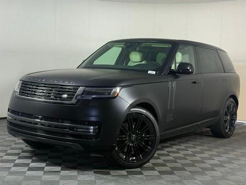 2025 Land Rover Range Rover P530 SE 7 Seat