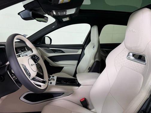 2026 Jaguar F-PACE P400 R-Dynamic S