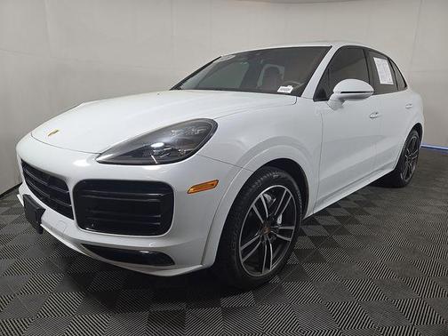 White 2021 Porsche Cayenne Turbo