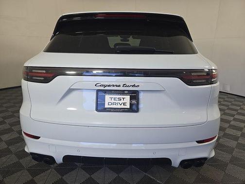 White 2021 Porsche Cayenne Turbo