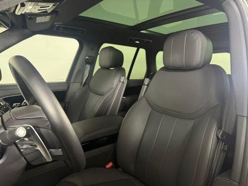 2023 Land Rover Range Rover P530 SE