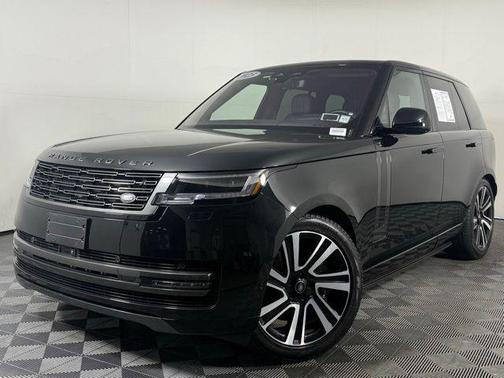 2023 Land Rover Range Rover P530 SE