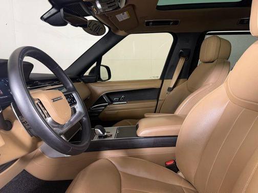 2024 Land Rover Range Rover P400 SE