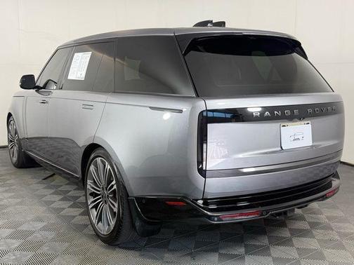 2024 Land Rover Range Rover P400 SE