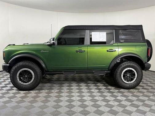 Eruption Green Metallic 2023 Ford Bronco Badlands