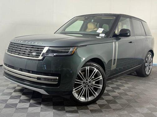 2025 Land Rover Range Rover P400 SE
