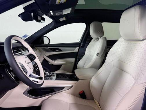 2026 Jaguar F-PACE P250 R-Dynamic S