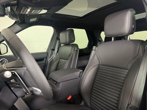 2026 Land Rover Discovery S