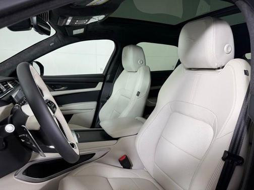 2026 Jaguar F-PACE P250 R-Dynamic S