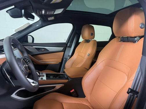 2025 Jaguar F-PACE P400 R-Dynamic S