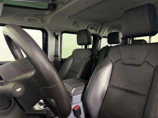 2024 INEOS Grenadier FIELDMASTER EDITION