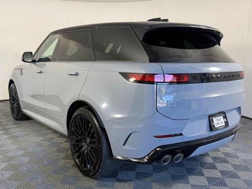 2025 Land Rover Range Rover Sport P635 SV Edition Two