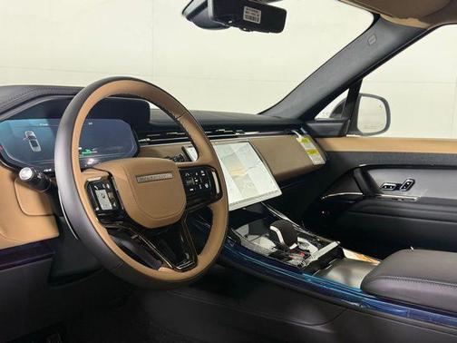 2025 Land Rover Range Rover Sport P460 Dynamic SE