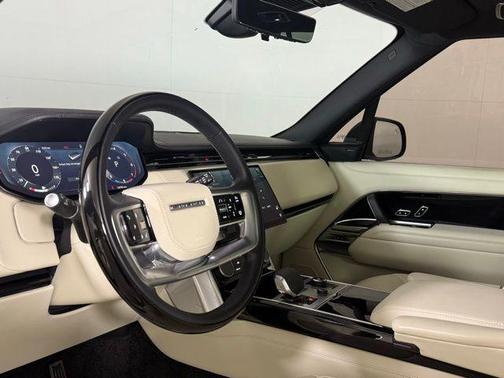 2023 Land Rover Range Rover P530 SE