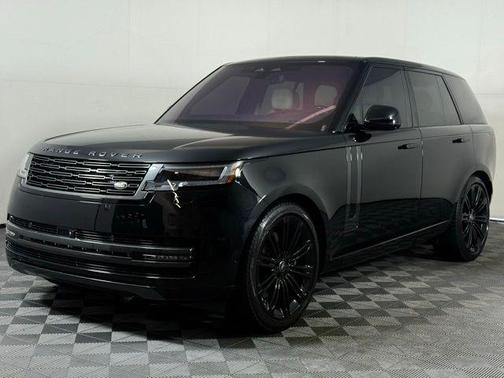 2023 Land Rover Range Rover P530 SE