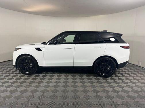 2025 Land Rover Range Rover Sport P360 SE