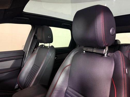 2022 Land Rover Discovery Sport R-Dynamic SE