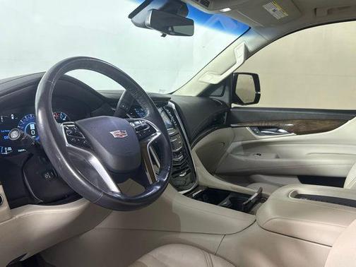 2018 Cadillac Escalade Premium Luxury