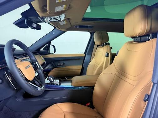 2025 Land Rover Range Rover Sport P360 SE