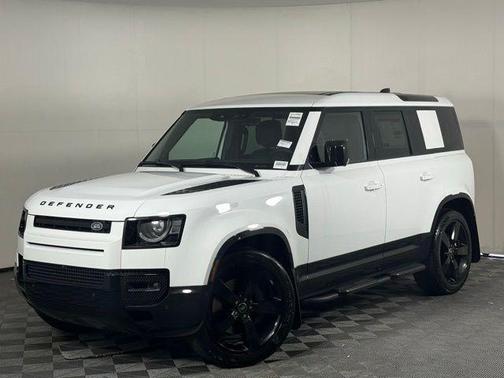 2025 Land Rover Defender P500 X-Dynamic SE