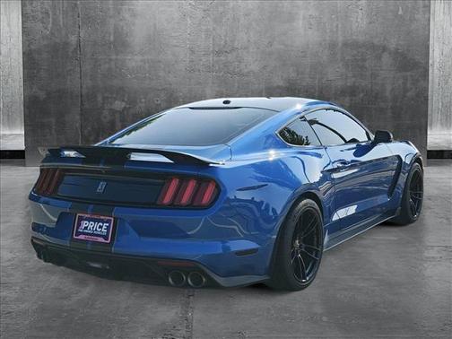 2019 Ford Shelby GT350 Base