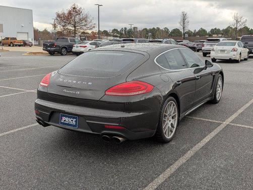 2015 Porsche Panamera 4S