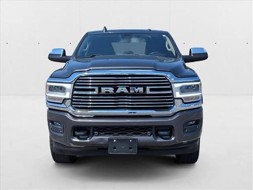 2020 RAM 2500 Laramie Crew Cab 4X4 6'4' Box