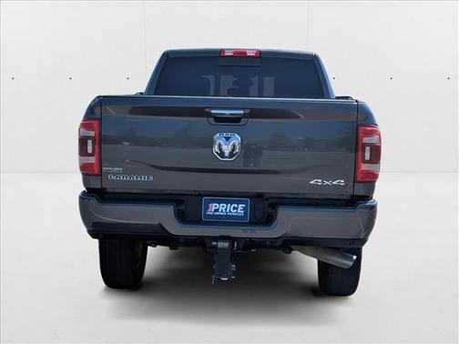 2020 RAM 2500 Laramie Crew Cab 4X4 6'4' Box