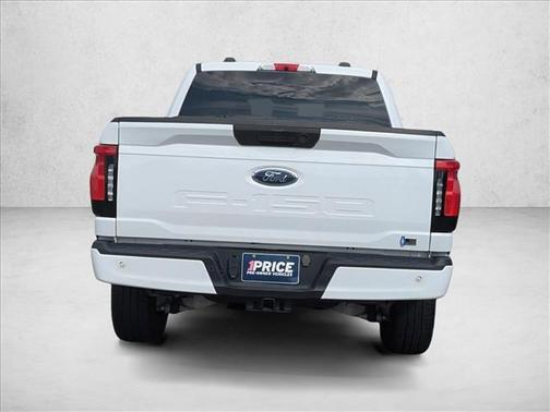 2023 Ford F-150 Lightning XLT