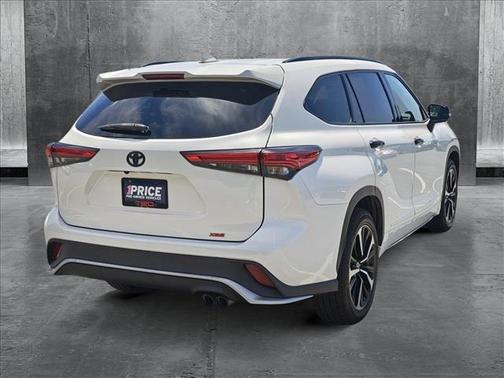 2021 Toyota Highlander XSE